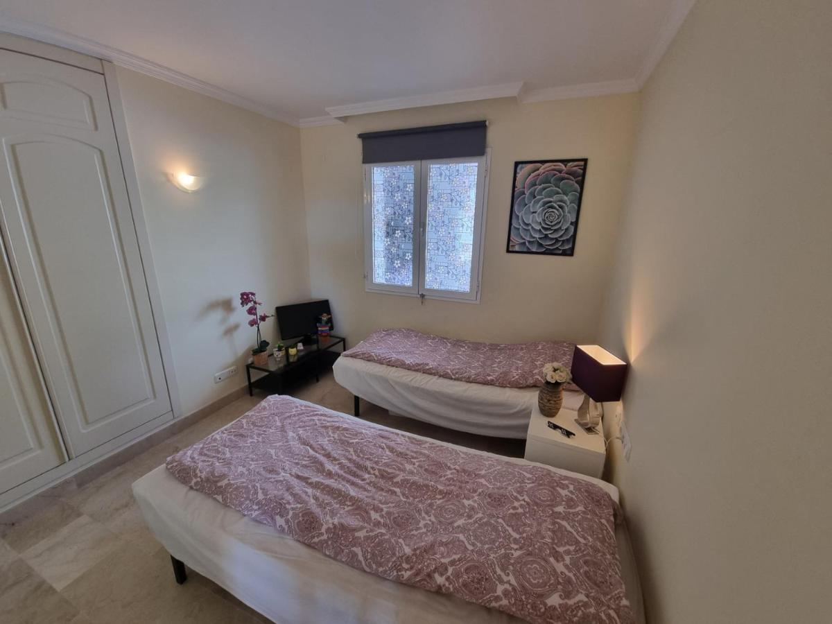 Elegant Apartment With Fantastic Views At The Top Of Calahonda Sitio de Calahonda Exterior photo